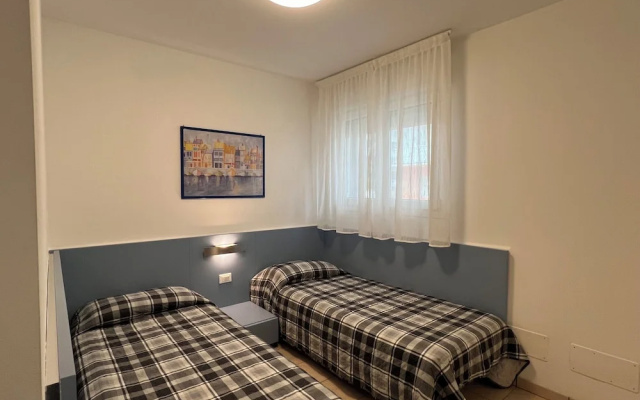 Modern Flat 50mt From the Beach