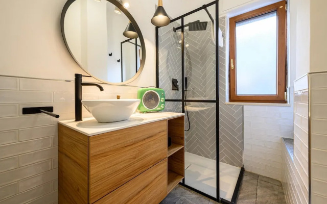 Via Consalvo 120 A in Naples