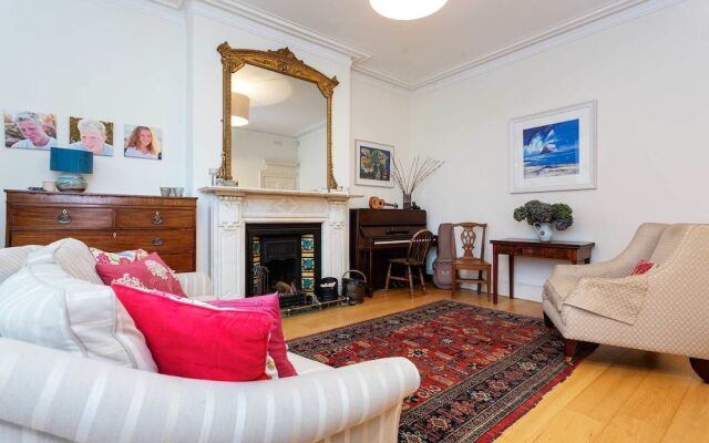 Tranquil Putney
