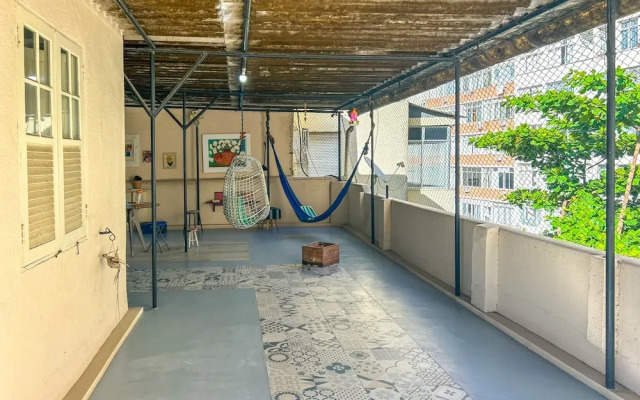 Timo Apto 350m da Praia de Copacabana RJ