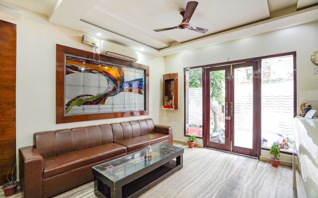 Fabhotel Cloud 9 Shopprix Mall