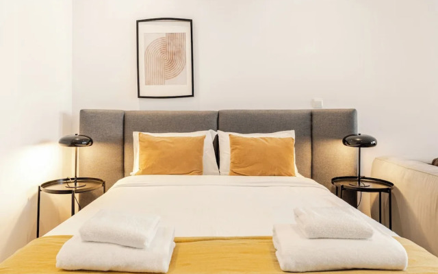 Yamas Urban Living Olympia Suites