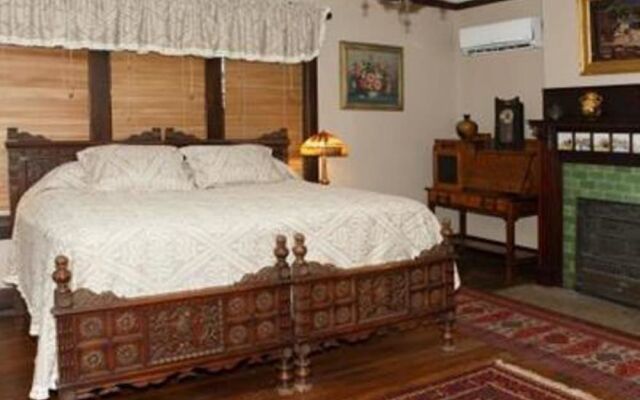 Philip W Smith B & B