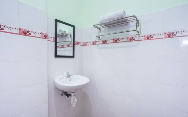 OYO 1419 Rhona Guest House Syariah
