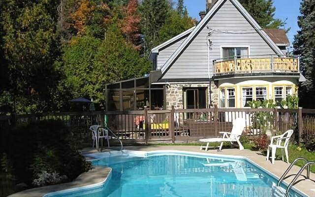 Auberge Bonne Nuit-Bonjour Bed & Breakfast