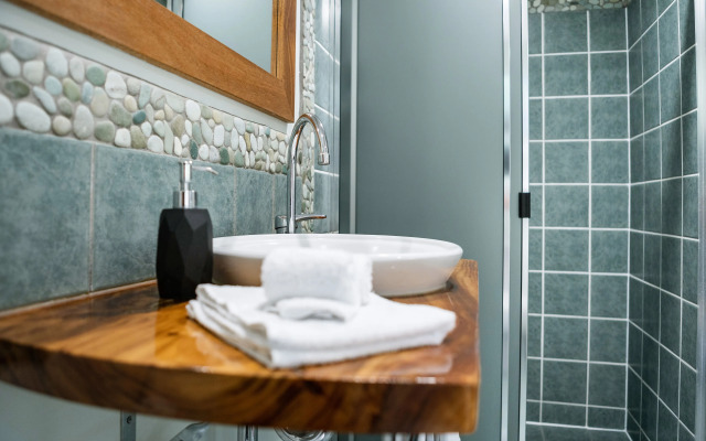 Whitsunday Organic Bed & Breakfast