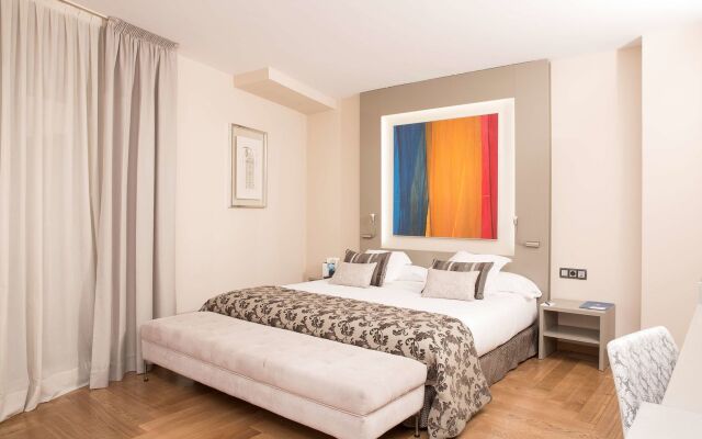 Hotel Ribera de Triana - REOPENING!