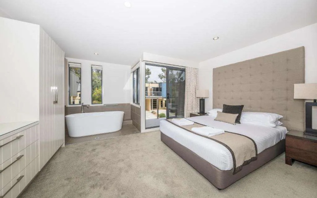 Grand Mercure Forest Resort – Guest Rooms – Creswick