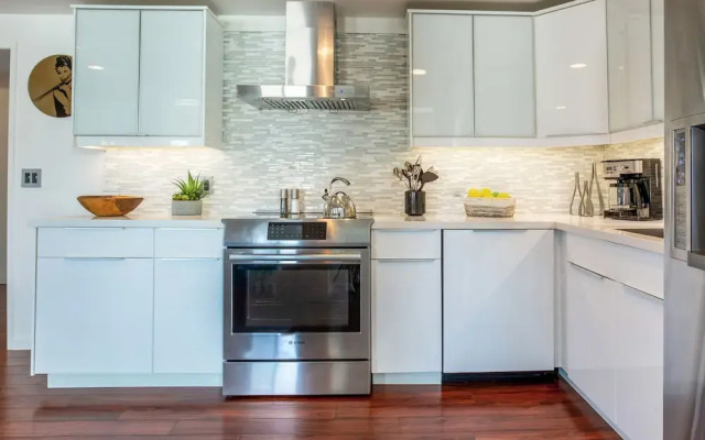 The Exclusive Presidential House