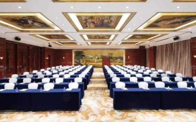 Grand International Hotel Chongqing