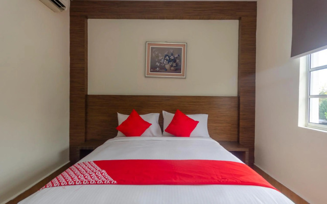 Super OYO 596 The Vintage Hotel