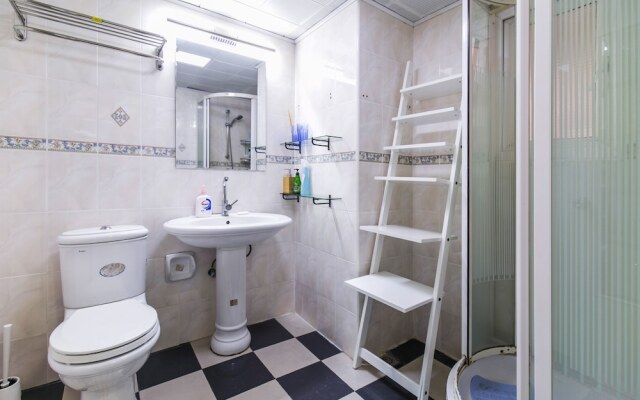 N2haus People Squre 3 bedrooms