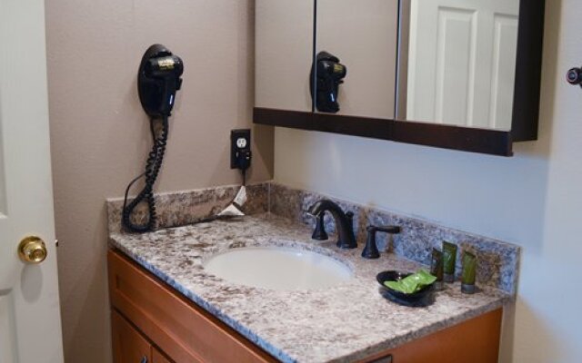 Sapphire Resorts @ Park Regency, Park City, USA