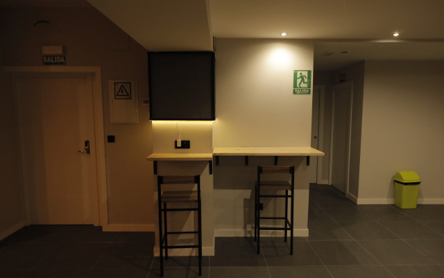 MYD Madriz Hostel