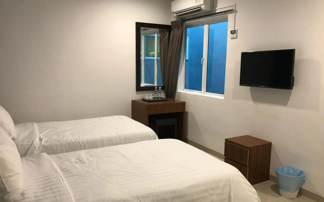 Brezza Hotel Sitiawan