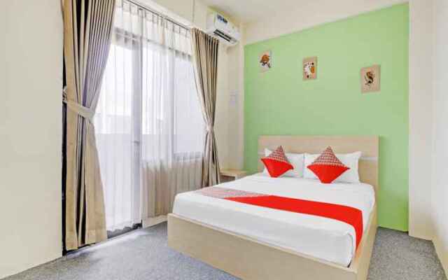 Capital O 90421 PW Suites Samarinda