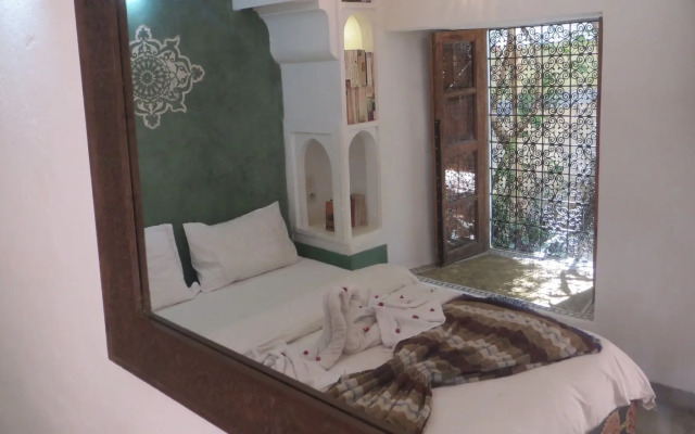 Riad Maizie