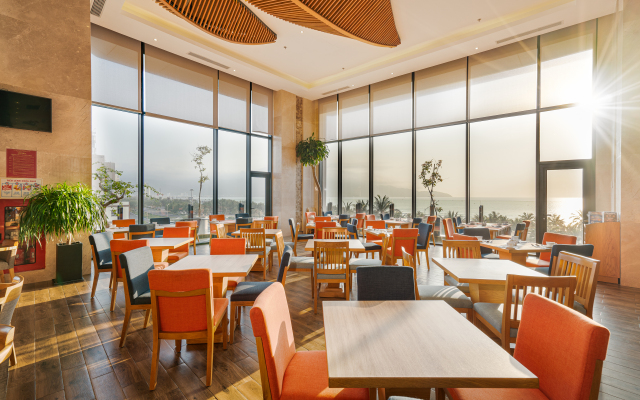 Sala Danang Beach Hotel