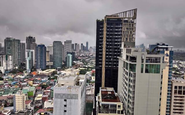 Seven Doors in Gramercy Makati