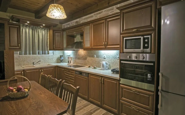 Spectacular Garden & Sea Views, At Villa Anna.