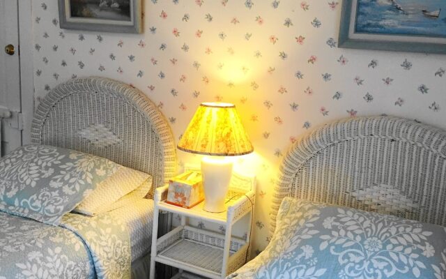 The Inn At The Shore