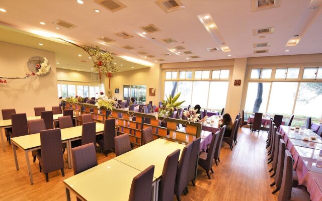 Nature View Hotel