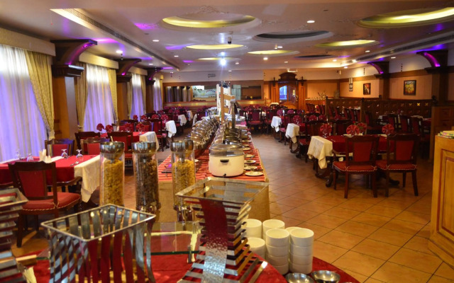Joys Palace