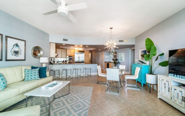 Crb0909 2 Bedroom Condo