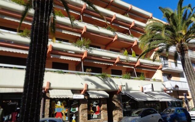 Appartement Le Lavandou, 2 pièces, 4 personnes - FR-1-308-66