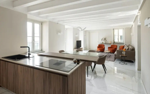 Luxury Lenno Apartment by My Villa Collection