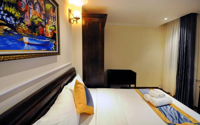 Viet Grand Hotel