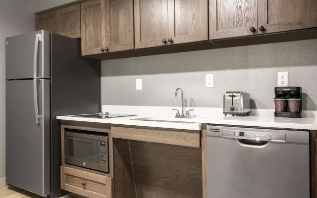 Homewood Suites by Hilton Salina Downtown