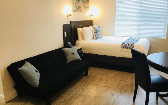 Caribbean Resort Suites
