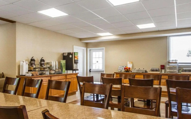 Rodeway Inn
