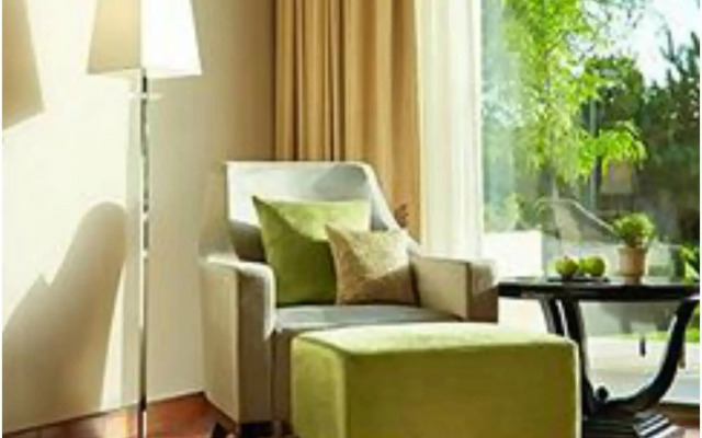 Taj Damdama Lake Resort & Spa, Gurugram