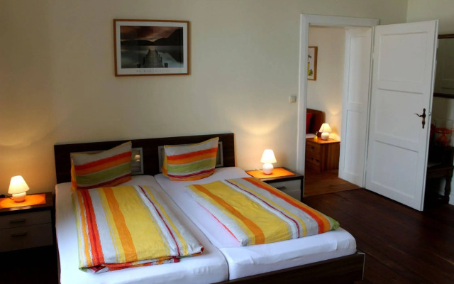 The Avalon Hotel