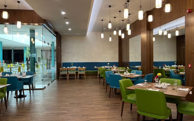 Top Ayla Ibri Hotel And Mall