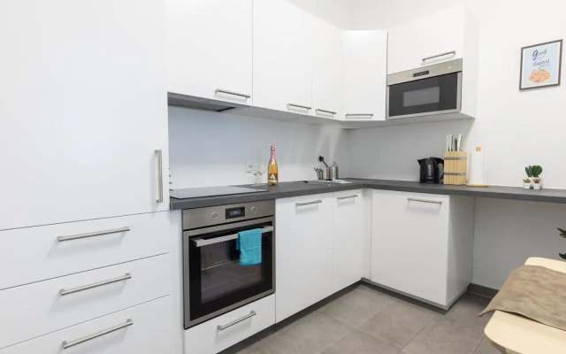 Yeshello Vienna Central Station Apartment