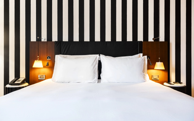 Grand Hotel Champs-Elysees