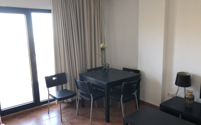 Apartment With Parking Space and Wifi