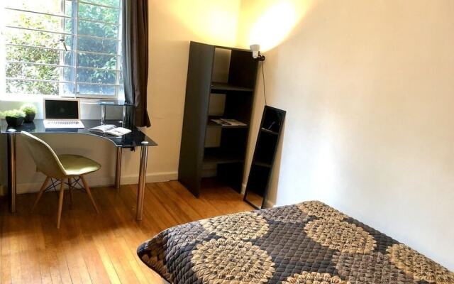 RMS Hostal - Condesa