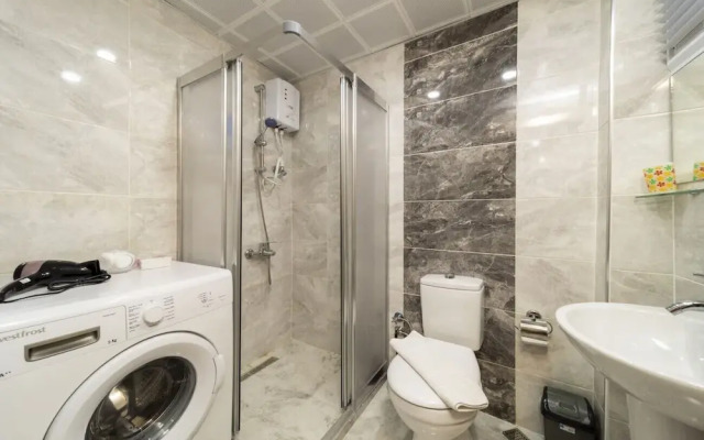 Pleasant Flat With Balcony in Kaleici