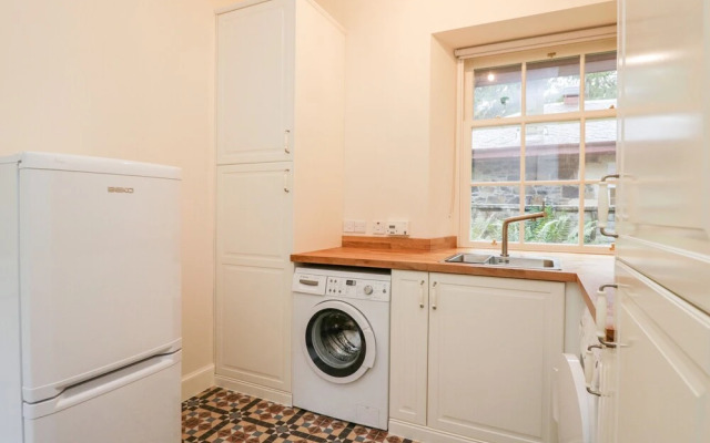 East Firwood (Adults Only)