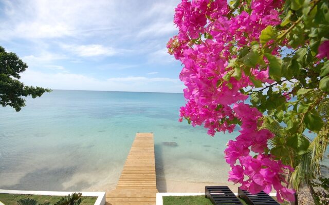 Culloden Cove, 5BR by Jamaican Treasures