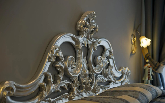 Viktoria Palace Hotel