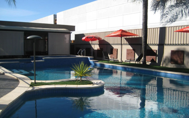 Sandors Motor Inn