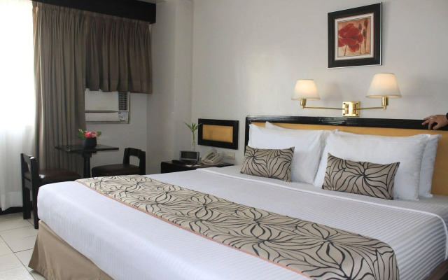 Palm Hotel Manila