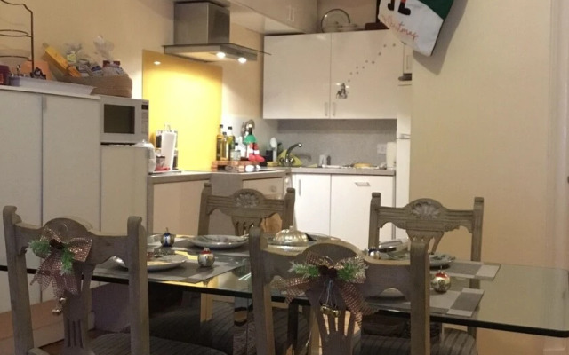 Fantastic 2 Bedroom Apartment Next to Green Park