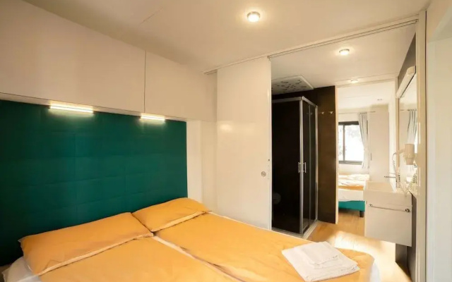Weekend Glamping Resort