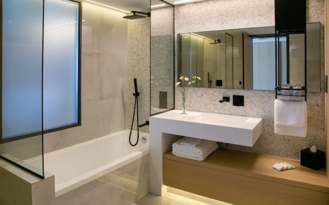Mercure Larnaca Beach Resort